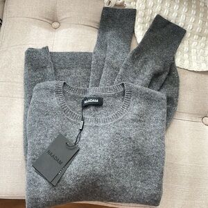 Naadam 100% Cashmere Crew Neck, M